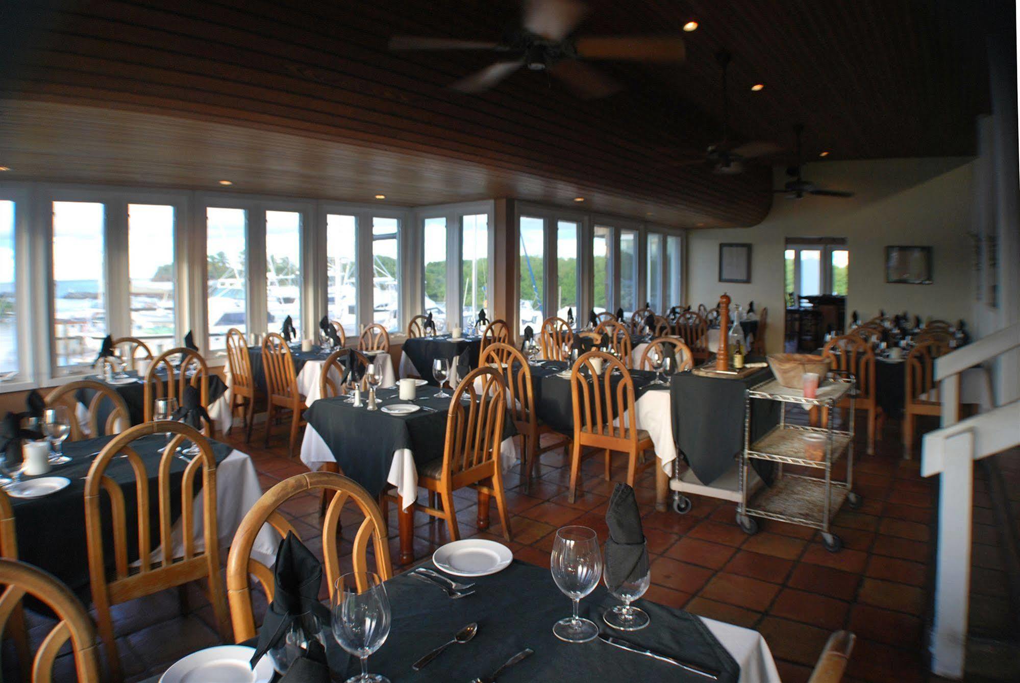 קריסטיאנסטד Tamarind Reef Resort Spa & Marina מראה חיצוני תמונה